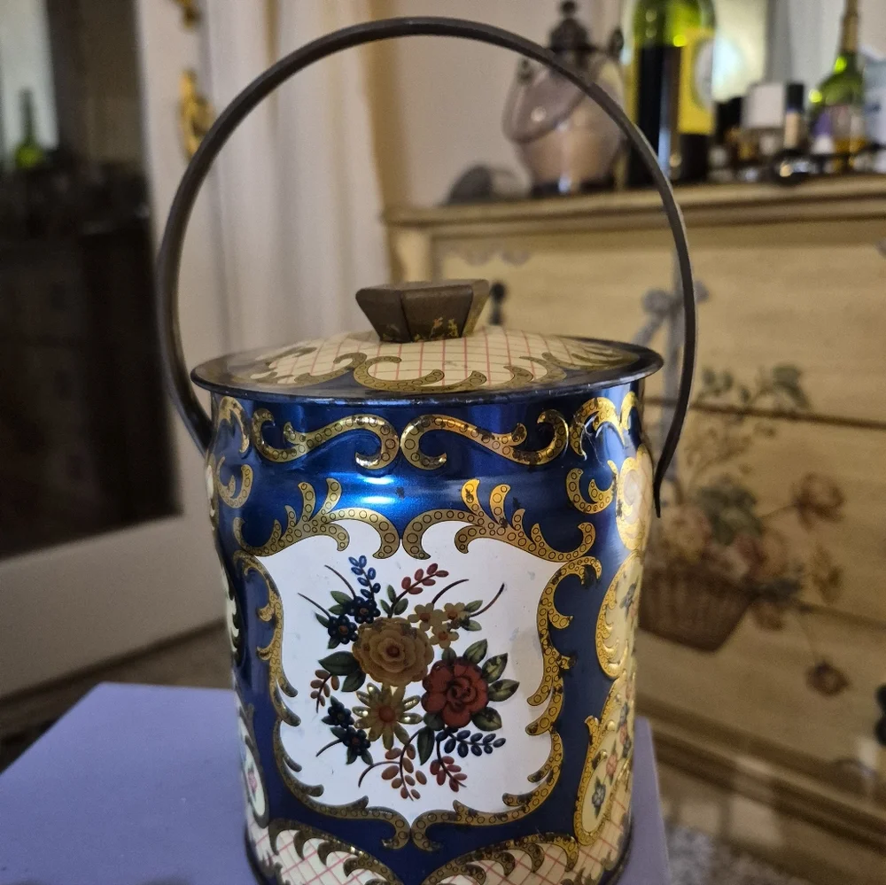 Vintage Murray-Allen Confections Kashmir Metal Tin w/ Lid & Handle Blue & Gold